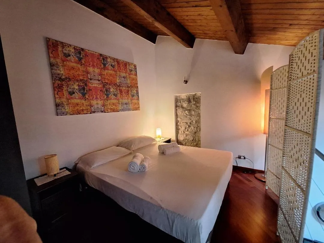 Relax Apartment - Ortigia Holidays Сиракузы